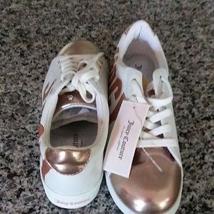 Juice couture tennis shoes